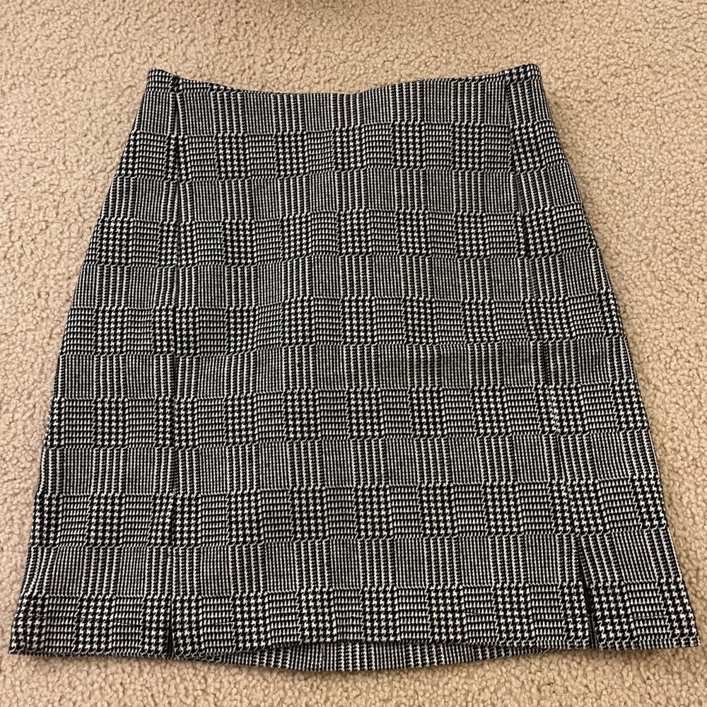 Brandy Melville skirt